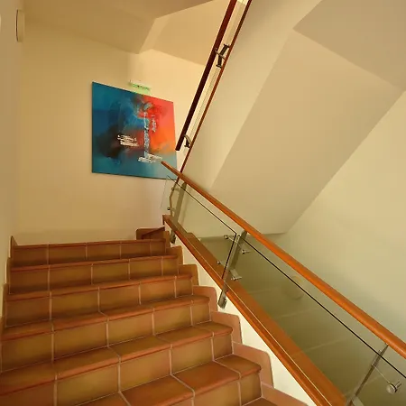 维拉卢斯公寓式酒店 4*