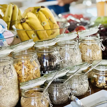 维拉卢斯公寓式酒店