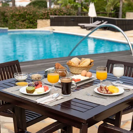Hotel apartamentowy Vila Luz